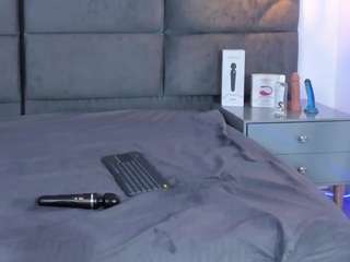 valentino-moon webcam model stream image