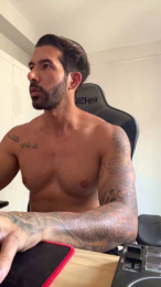 Saradoalto23 webcam model stream image