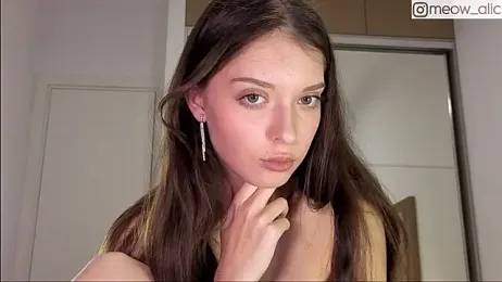 AliceSweet webcam model stream image