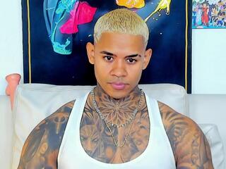 Jared Kushh webcam model stream image