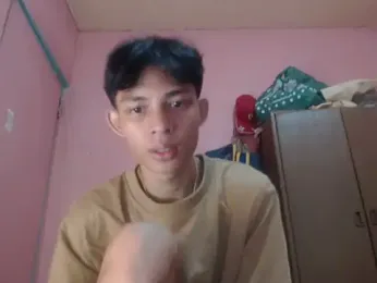 Kyoshi_19 webcam model stream image