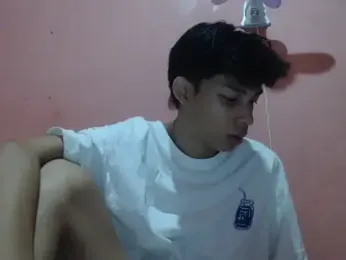 Kyoshi_19 webcam model stream image