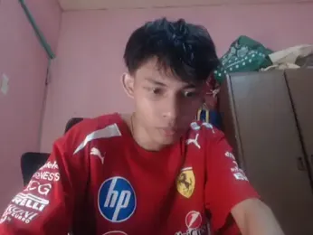 Kyoshi_19 webcam model stream image