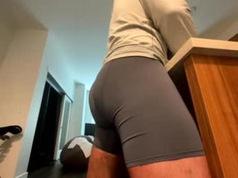 stlhotwifeguy webcam model stream image