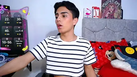 OwenBluee webcam stripchat model stream image