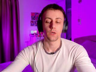 Brell Justice webcam model stream image