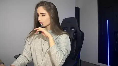 -KroshkaEnot- webcam stripchat model stream image