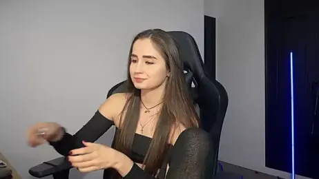 -KroshkaEnot- webcam model stream image