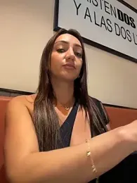 Ninabigtitied webcam model stream image