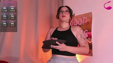 Apartment28 webcam model stream image