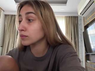 rosalvamcmahen webcam model stream image