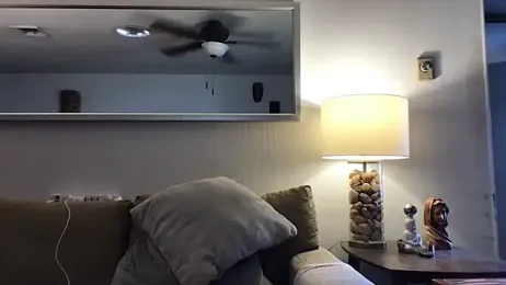 9VOLTT webcam model stream image