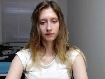 LUNAdream webcam model stream image