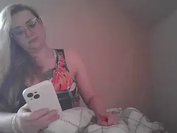 Lalalynn webcam stripchat model stream image