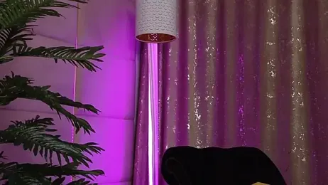 Elliblue webcam model stream image