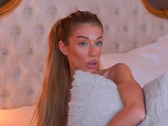 ellieredd webcam model stream image