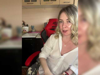 AloveA69 webcam model stream image