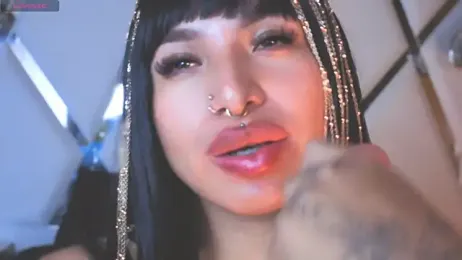 MeelFox webcam model stream image