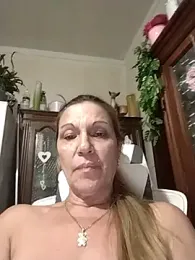 Melmamalhuda@xh webcam model stream image