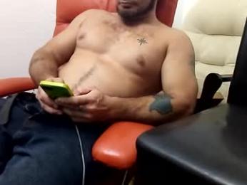 2petitejewelz webcam model stream image