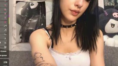 DeeannDirk webcam model stream image