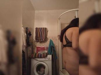 SonyaManya webcam model stream image