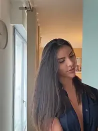 Thaylla_sophiiia webcam model stream image