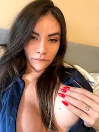 Thaylla_sophiiia webcam model stream image