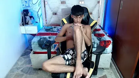 yiisu_ webcam model stream image