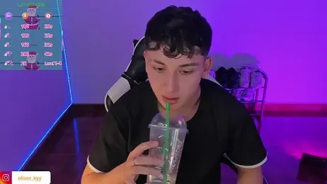 oliver_kyy webcam model stream image