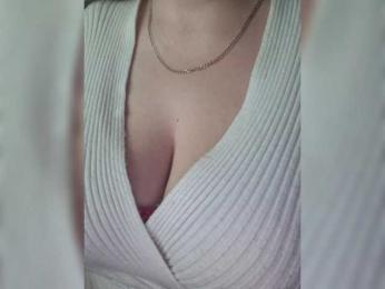 --A--- webcam model stream image