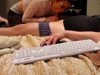 KinkyCaliCpl webcam bongacams model stream image