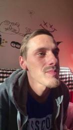 Theo95_ webcam model stream image