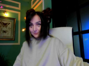 Moona-One webcam bongacams model stream image
