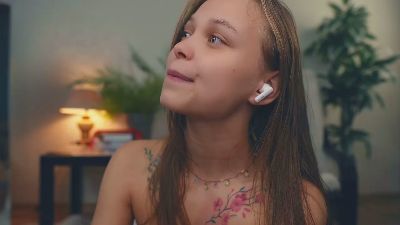 GemmaFarabee webcam model stream image