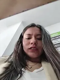 CHARLOTTE__05 webcam model stream image