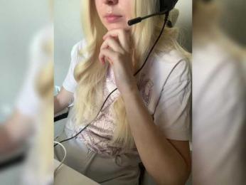 LanaDL18 webcam model stream image