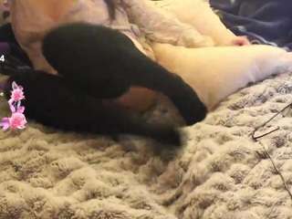 onyx-rose111 webcam model stream image