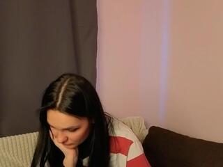 Dana Kame webcam model stream image