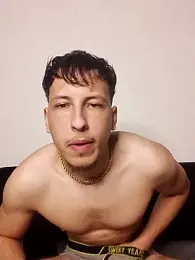 Bigi_ webcam model stream image