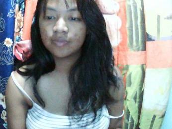 Sarah-001 webcam model stream image