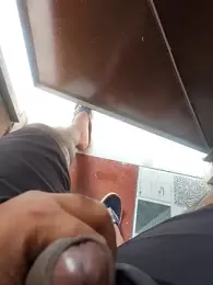 Gururonny07 webcam model stream image