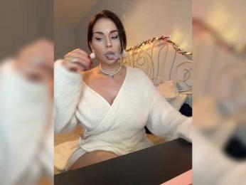 OlgaVibe webcam model stream image