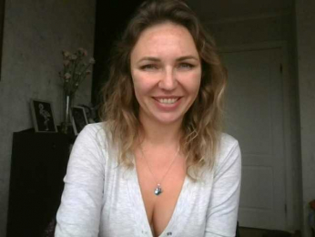 CuteAngelina webcam model stream image