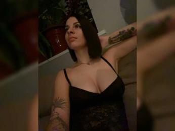 _DROCHI_ webcam model stream image