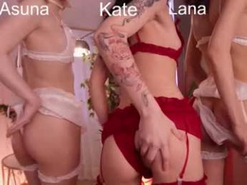 lovely_lo webcam model stream image