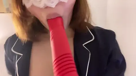 Coco_peach webcam model stream image