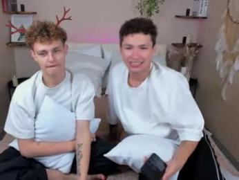 nathan_curl webcam model stream image