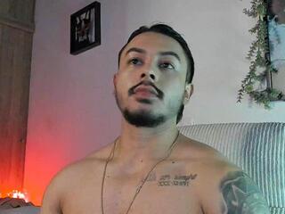 Justin Whitte webcam model stream image