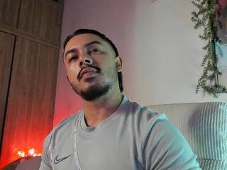 Justin Whitte webcam model stream image